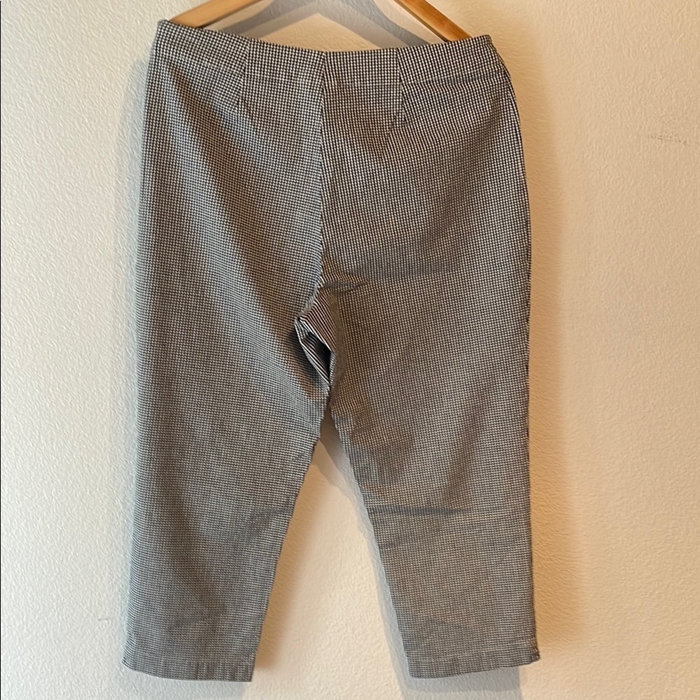 Harris Wallace Gingham Capri Pants, Black/White. Lightweight breathable Size 14 - Picture 3 of 10
